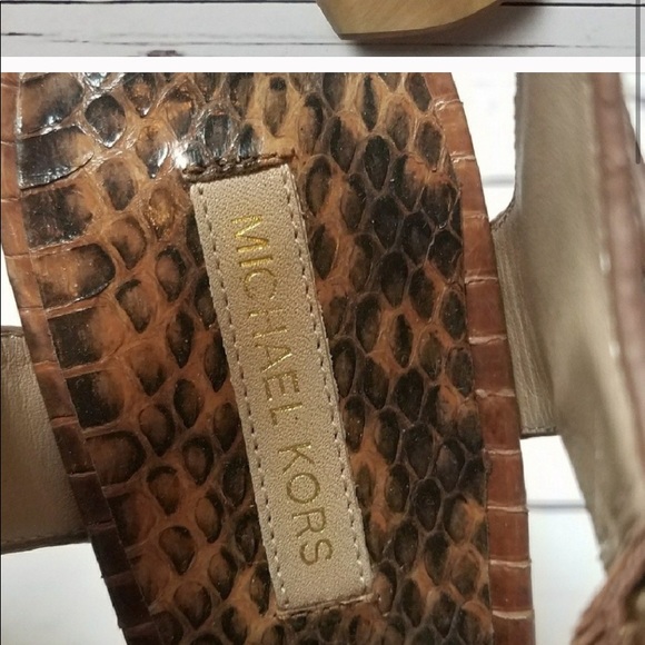 NWOT Michael Kors Snakeskin Wood Clog Heels 38.5 - Picture 3 of 8